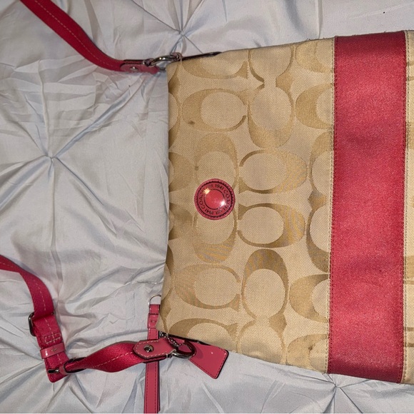 Coach Handbags - Coach Signature Stripe Crossbody Bag – Authentic